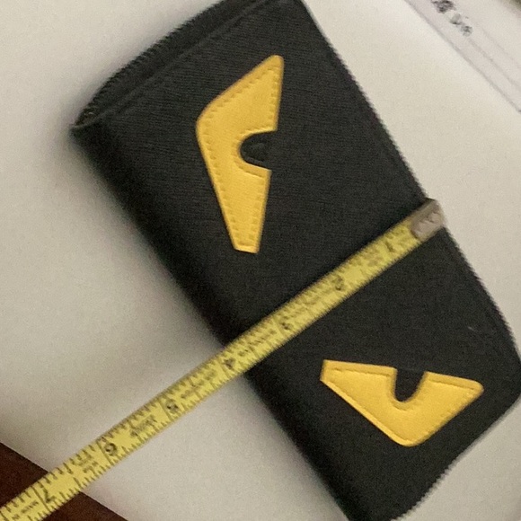 Unbranded Black and Yellow Eye Wallet - Picture 6 of 6
